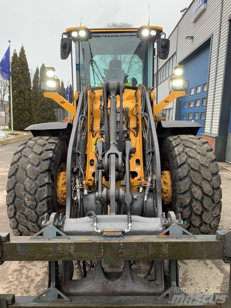 Volvo L70H Gumikerekes homlokrakodók