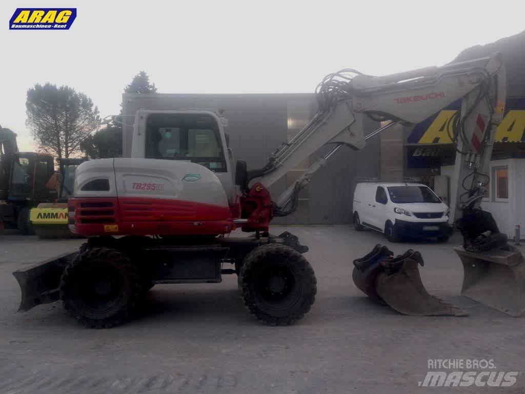 Takeuchi TB 295 W Gumikerekes kotrók