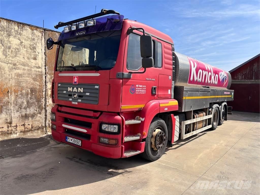 MAN TGA 26.440 6X2 Tartályos teherautók