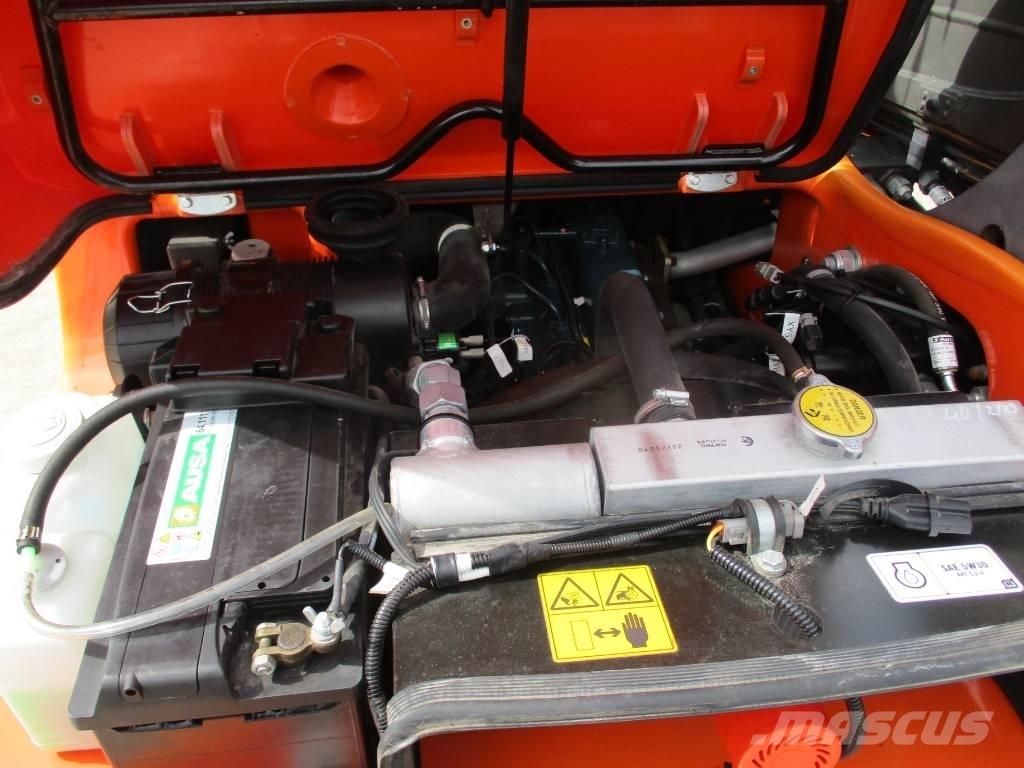 Ausa T144 H X4 (909) Teleszkópos rakodók