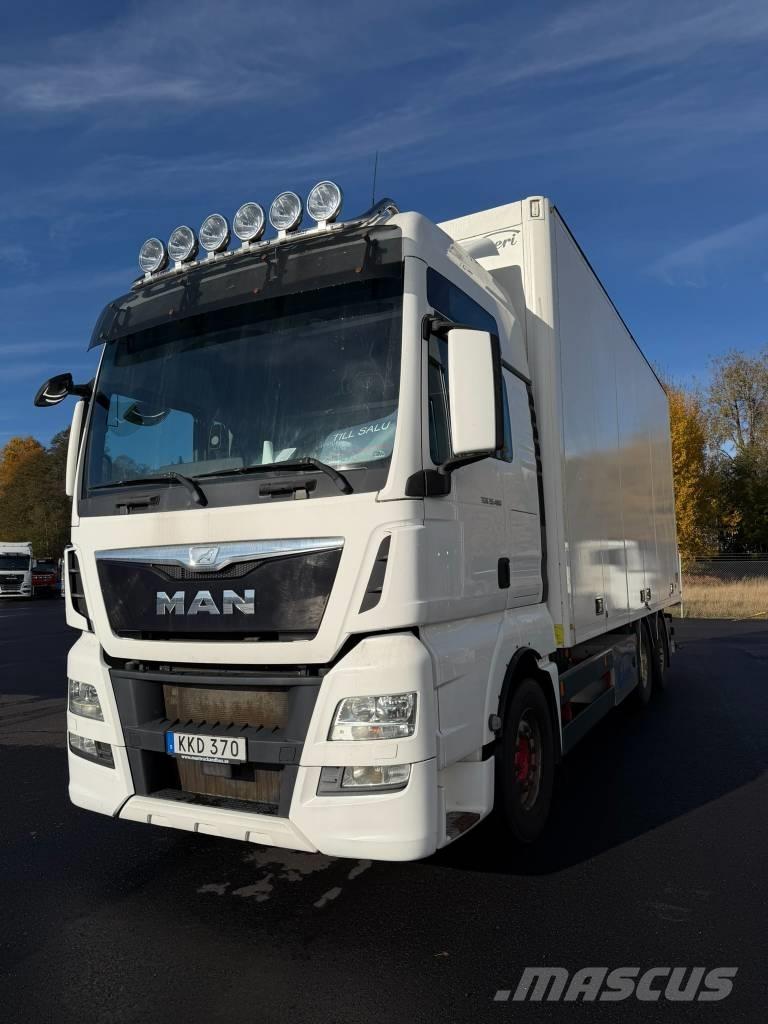 MAN TGX 26.480 6x2 Dobozos teherautók