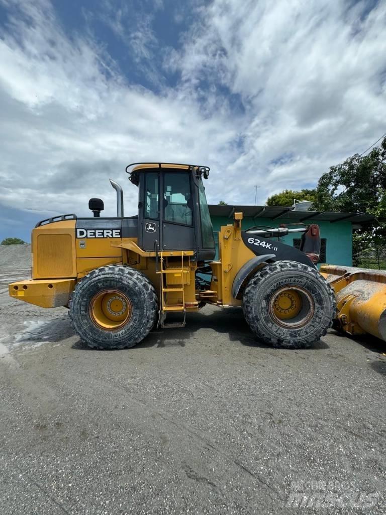 John Deere 624k-II Gumikerekes homlokrakodók