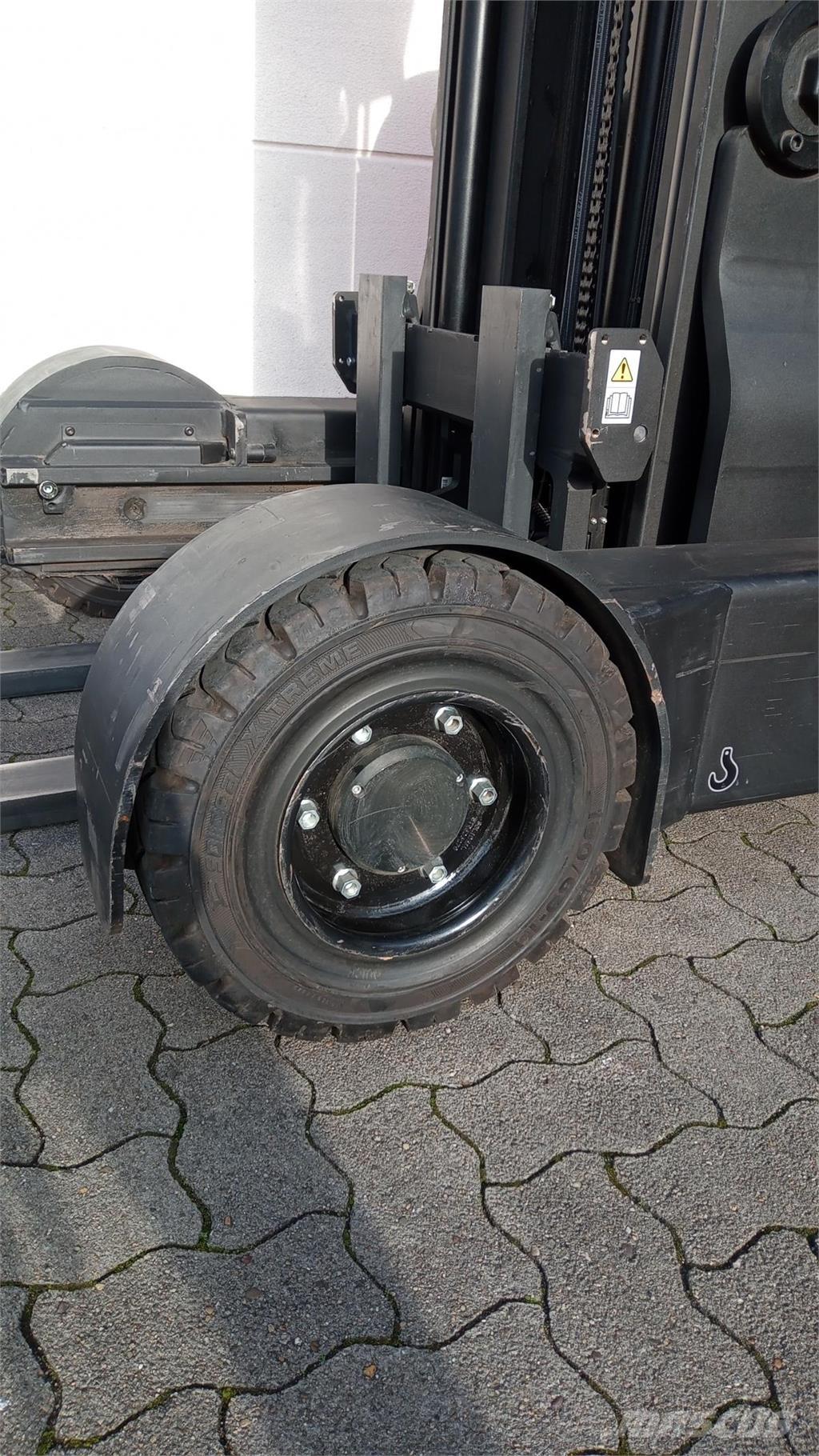 Toyota RRE160HR Tolóoszlopos targonca