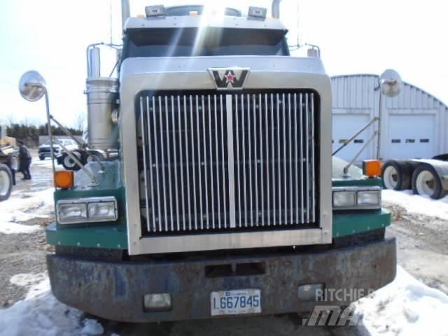 Western Star 4900 SA Nyergesvontatók