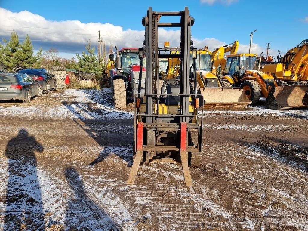 CAT DP 25 N Dízel targoncák