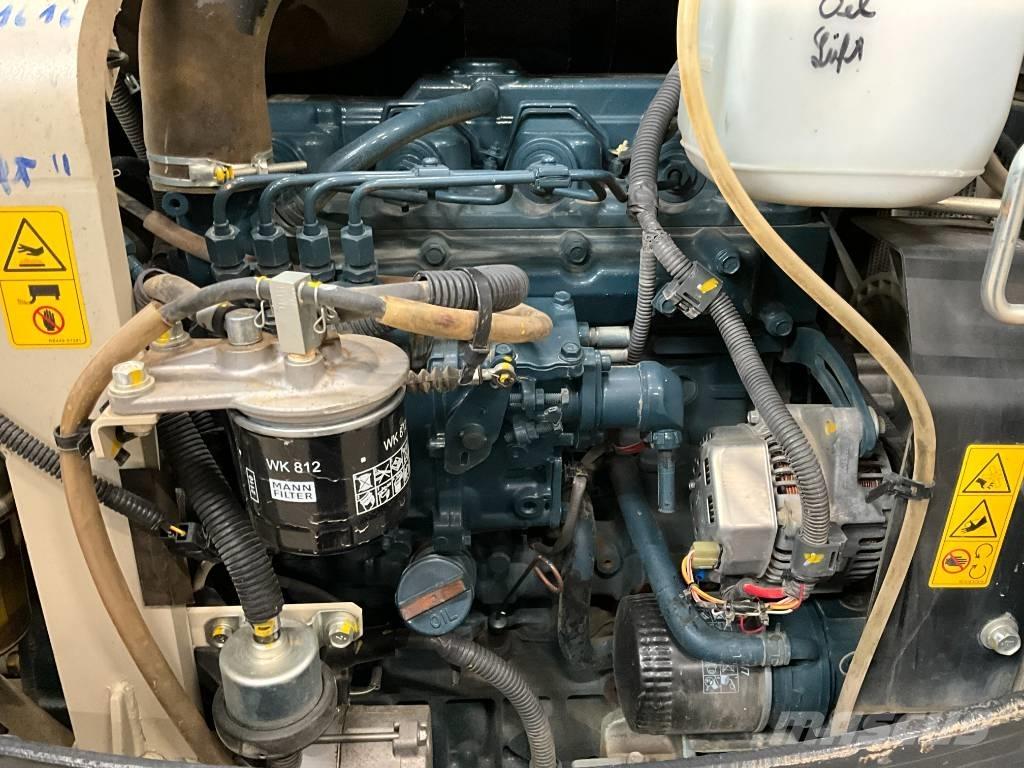 Kubota KX 057-4 Mini kotrók < 7t