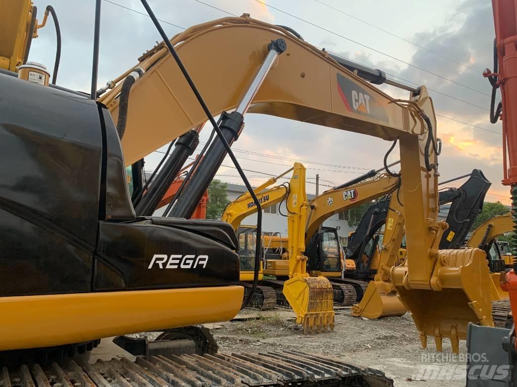 CAT 325 D Lánctalpas kotrók