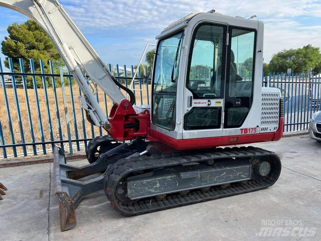 Takeuchi TB175 Mini kotrók < 7t