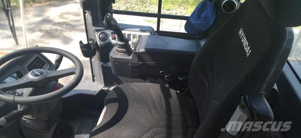 Hyundai HL 960 A Gumikerekes homlokrakodók