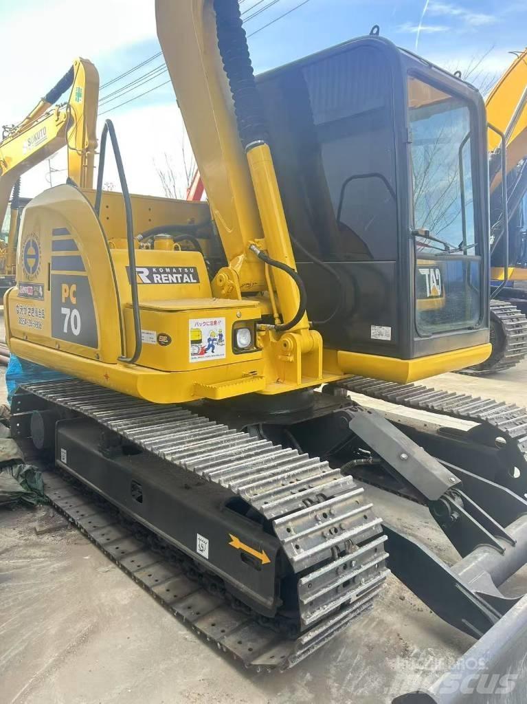 Komatsu PC 70 Mini kotrók < 7t