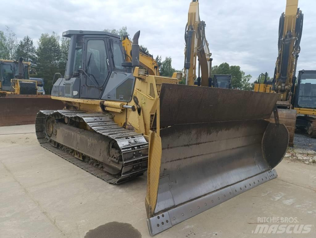 Komatsu D61EXL-12 lánctalpas dózerek