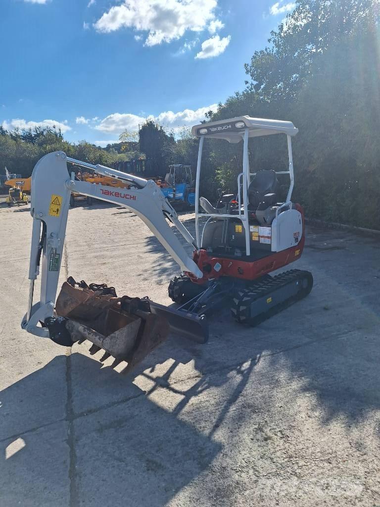 Takeuchi TB 216 Mini kotrók < 7t