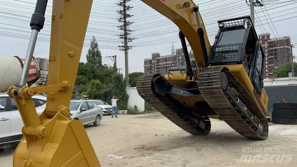 CAT 320 D Lánctalpas kotrók
