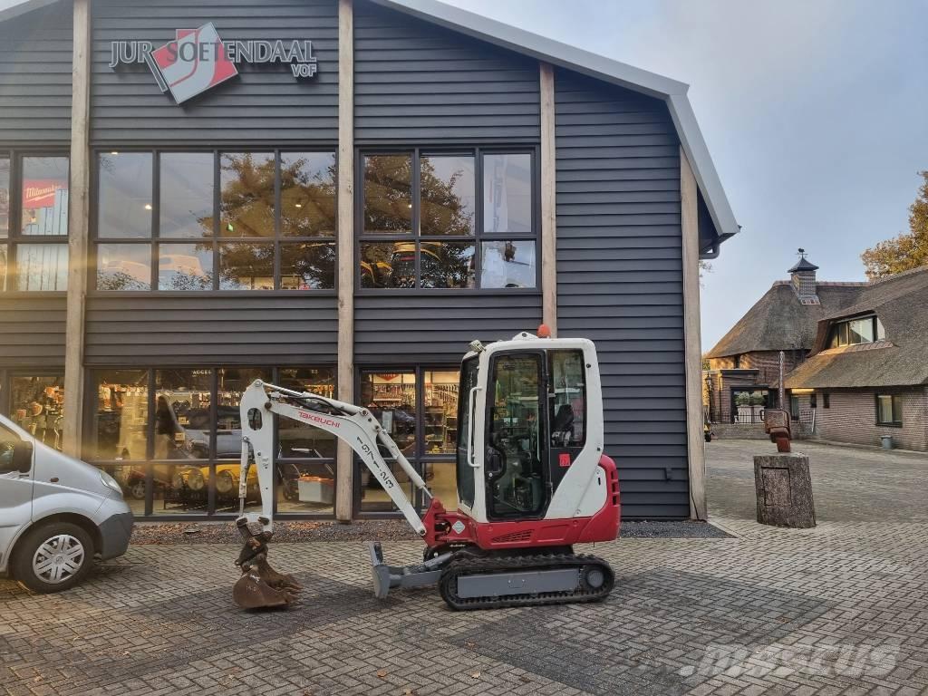 Takeuchi TB 216 Mini kotrók < 7t