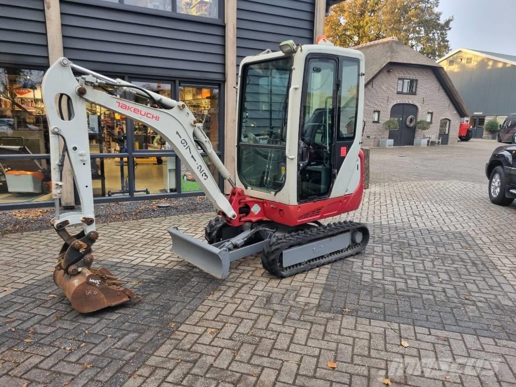 Takeuchi TB 216 Mini kotrók < 7t