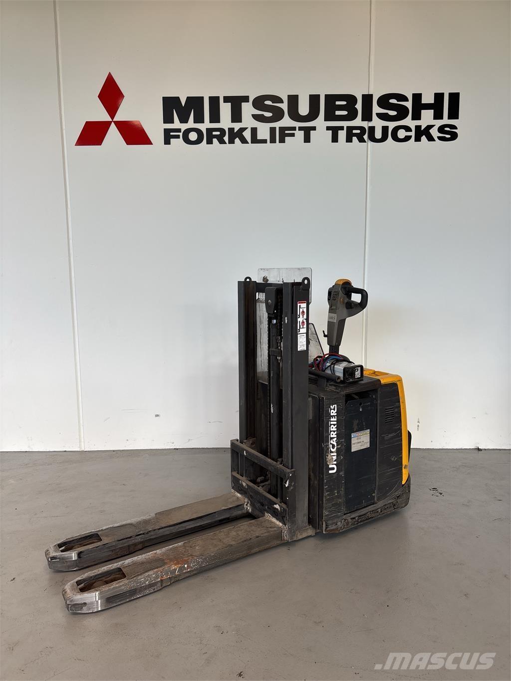 Atlet PDP200 Elektromos gyalogkíséretű targoncák