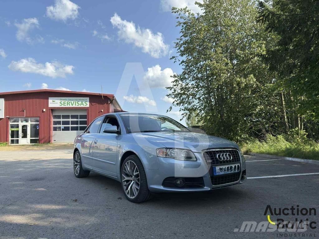 Audi A4 Kistehergépjárművek