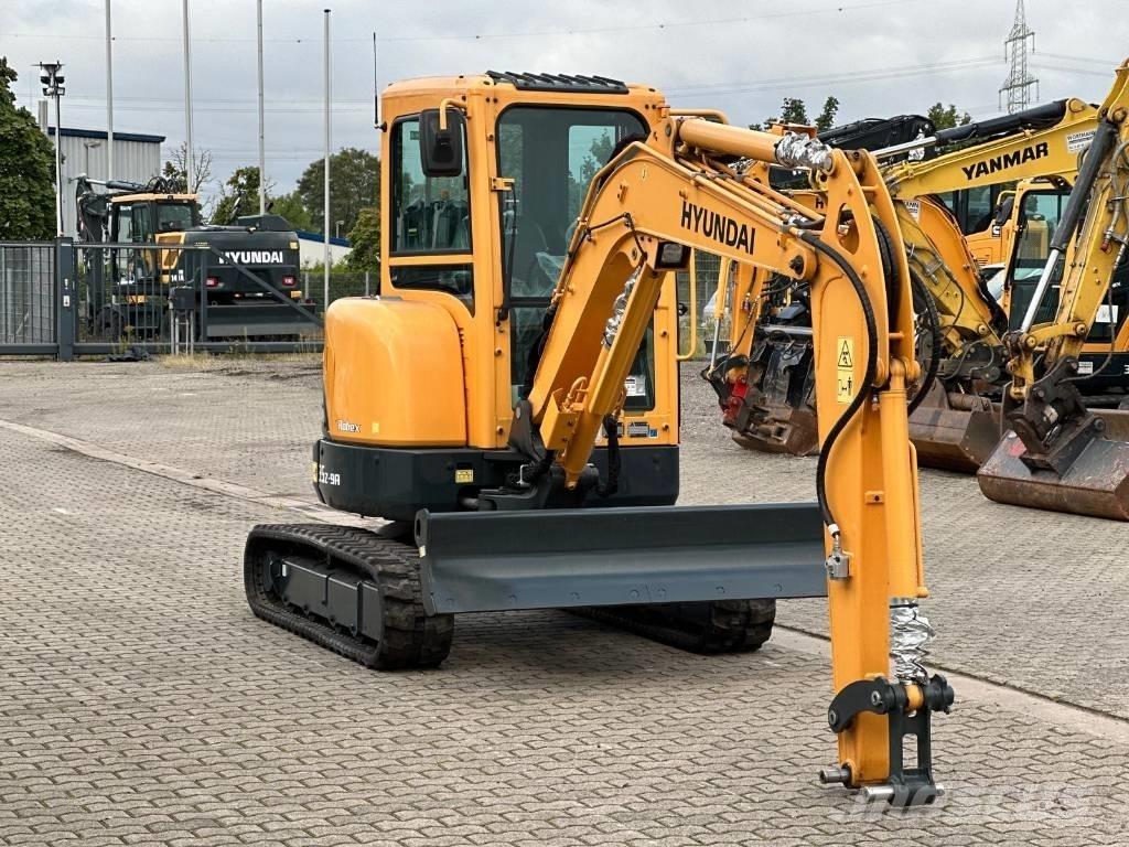 Hyundai R35Z 9A Mini kotrók < 7t