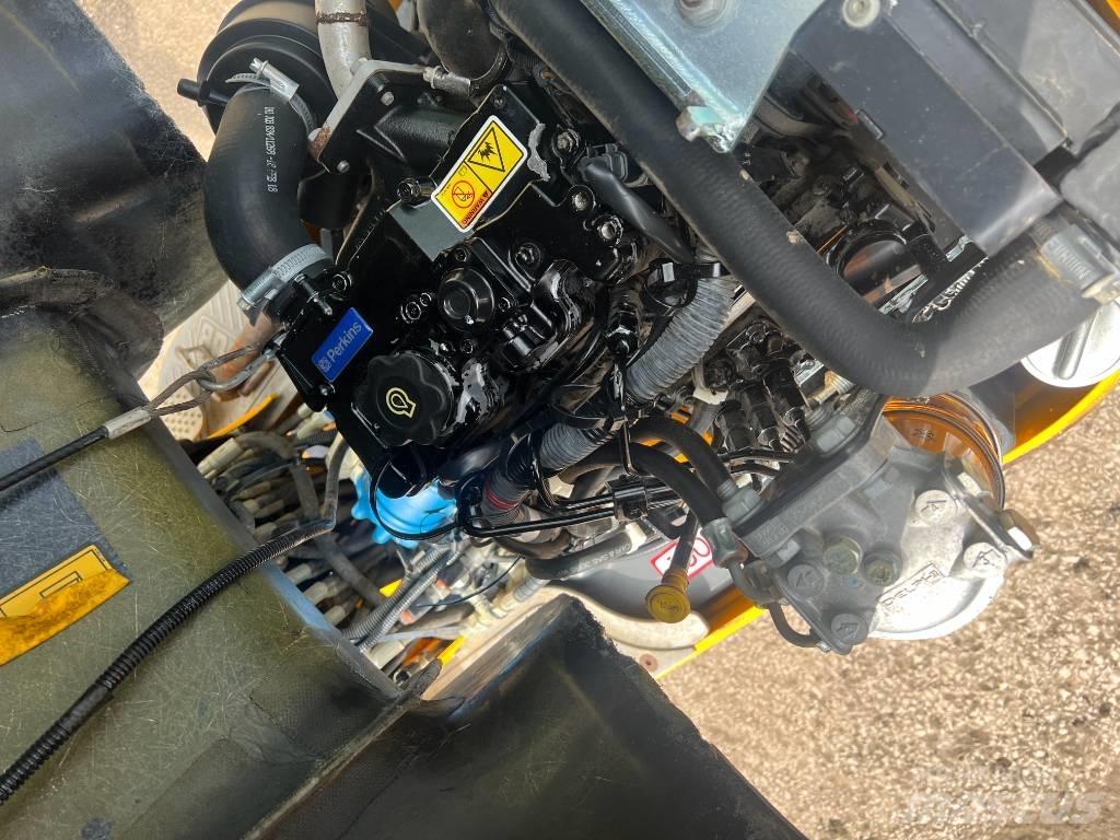 JCB Micro Mini kotrók < 7t