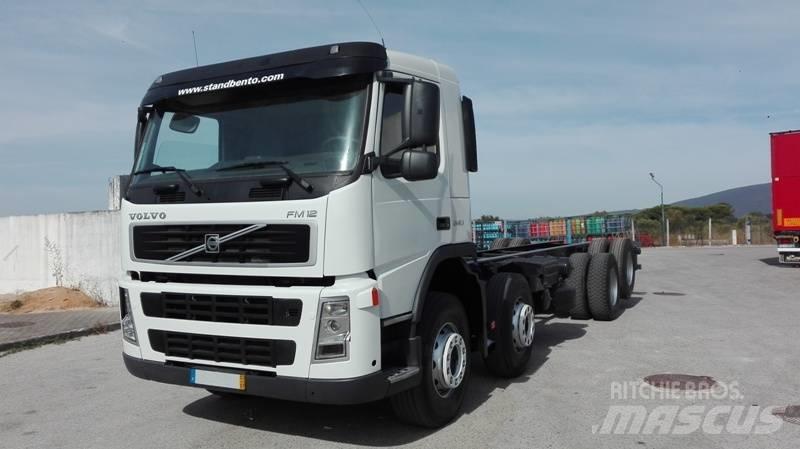 Volvo FM 12 340 8X2 Fülkés alváz
