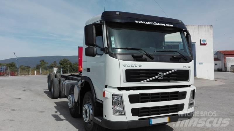 Volvo FM 12 340 8X2 Fülkés alváz