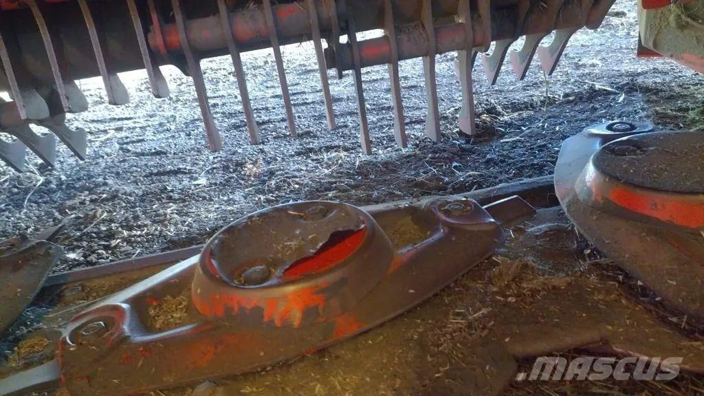 Kuhn FC 314 D FF Vontatott pázsitnyírók