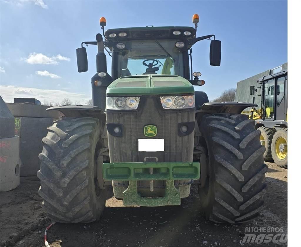 John Deere 8370R Traktorok
