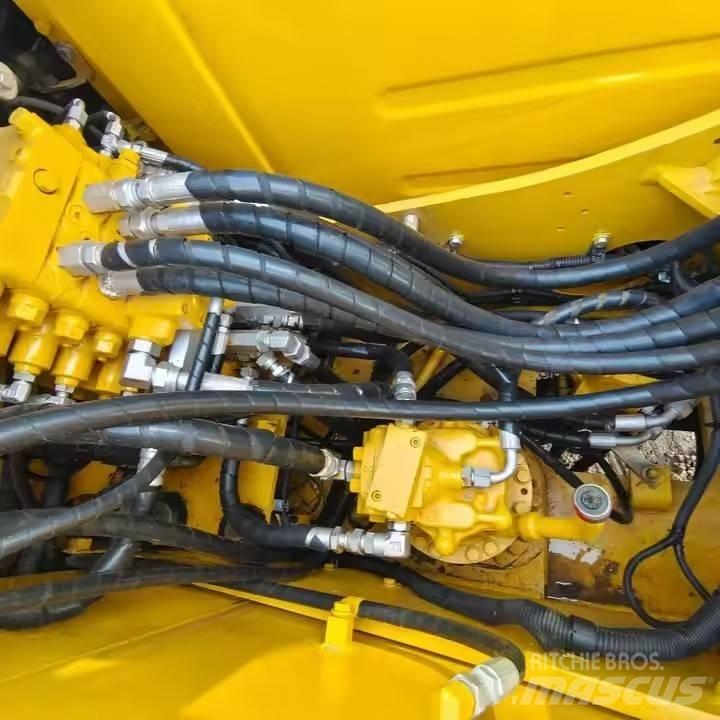 Komatsu PC120 Lánctalpas kotrók