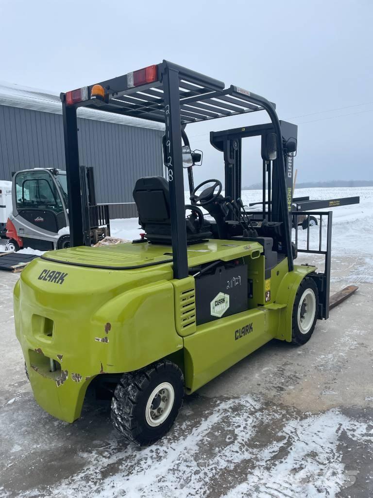 Clark GEX 50 Elektromos targoncák