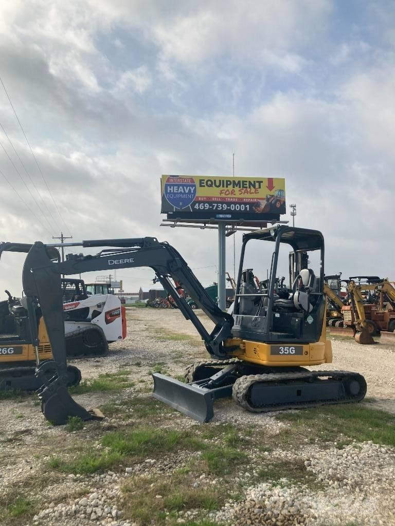 John Deere 35 G Lánctalpas kotrók