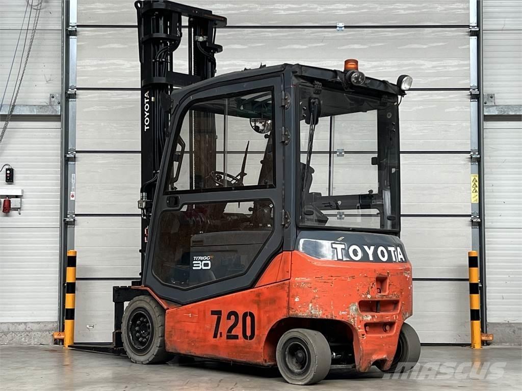 Toyota 8FBMT30 Elektromos targoncák