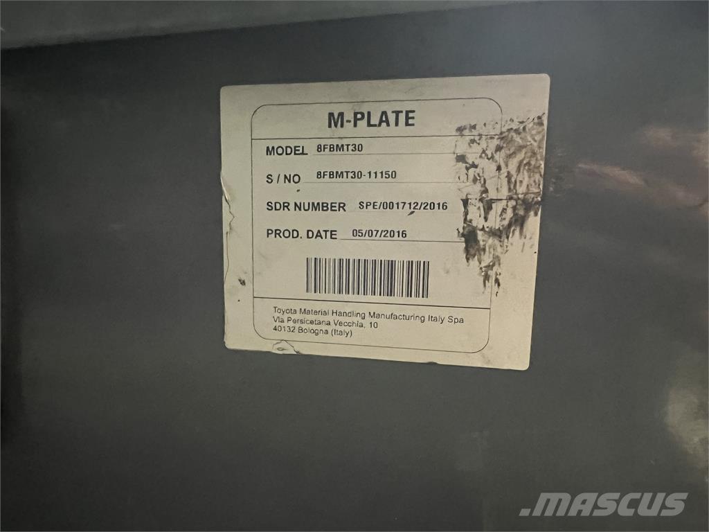Toyota 8FBMT30 Elektromos targoncák