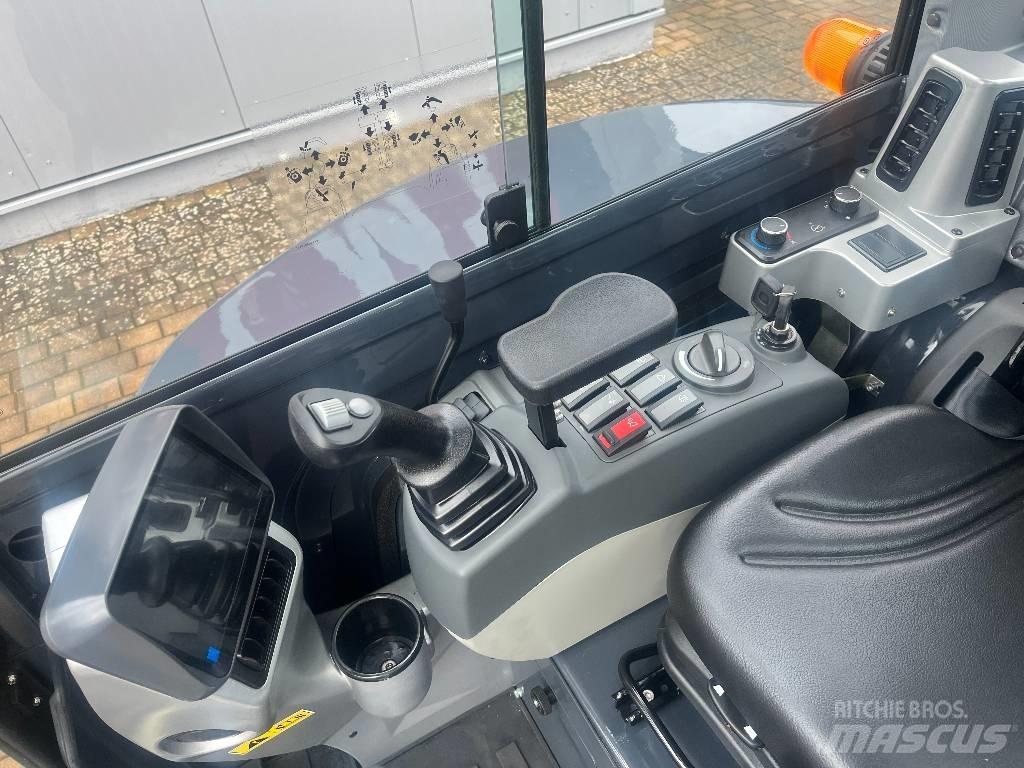 Atlas AC 35 UF Mini kotrók < 7t