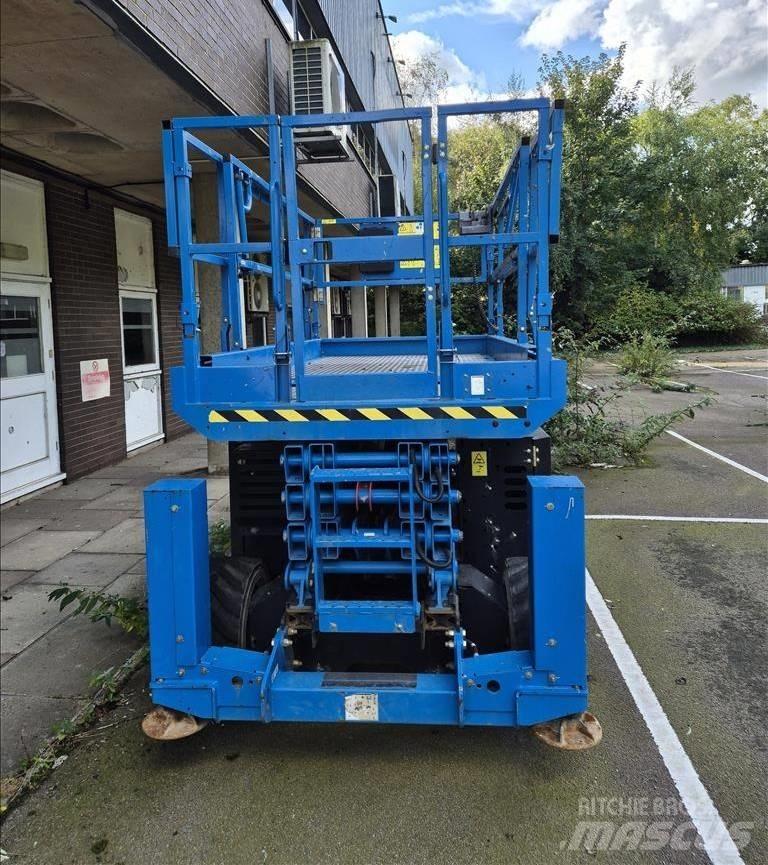 Genie GS 3369 RT Ollós emelők