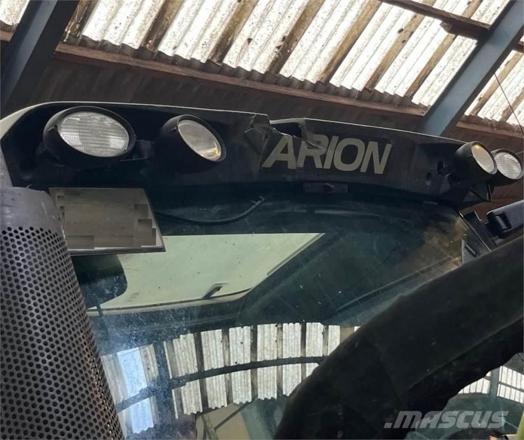 CLAAS Arion 420 Traktorok