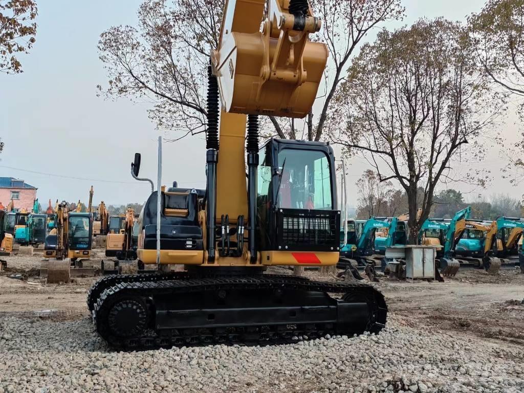 CAT 320 D Lánctalpas kotrók