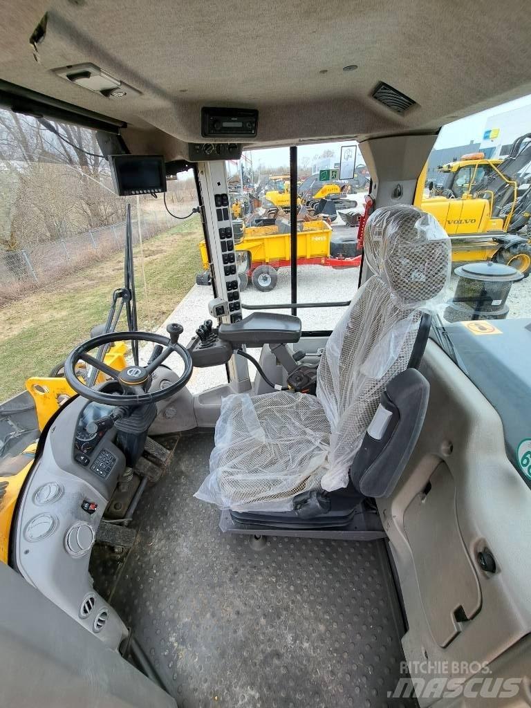 Volvo L110H Gumikerekes homlokrakodók