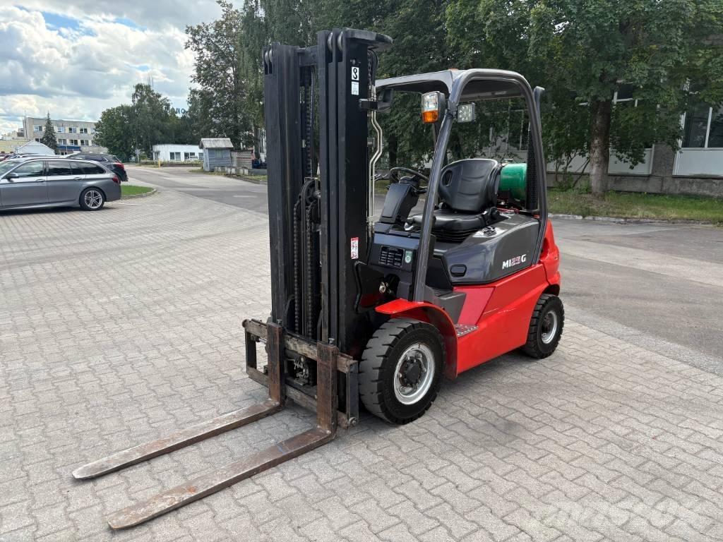 Manitou MI 25 G Gázüzemű targoncák