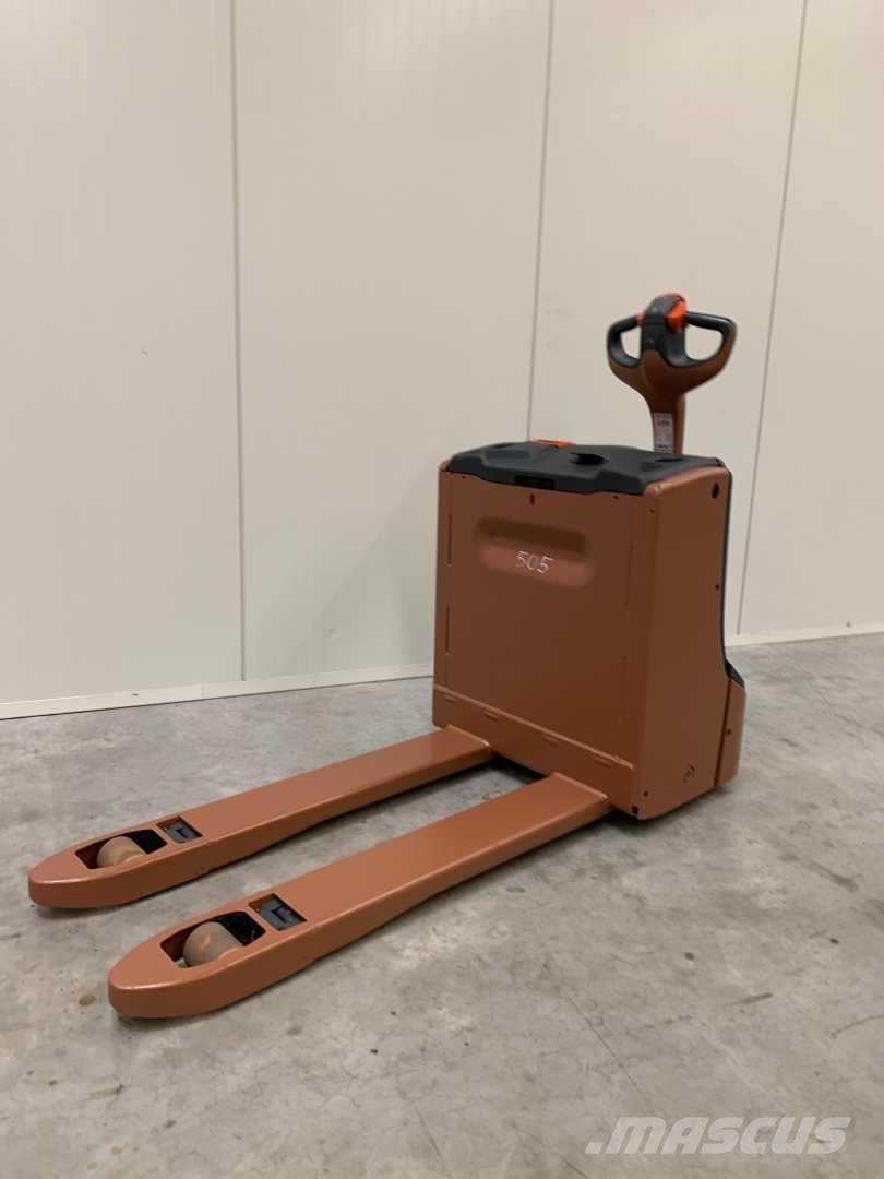 Linde T16 Gyalogkíséretű targonca