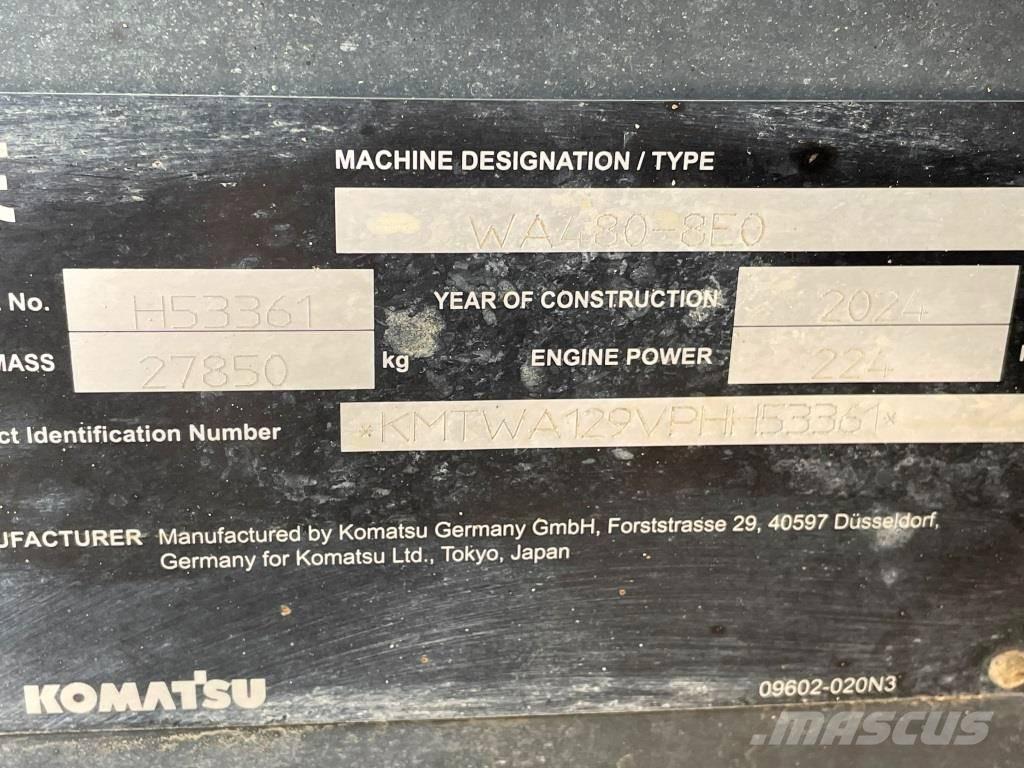 Komatsu WA480-8E0 Gumikerekes homlokrakodók