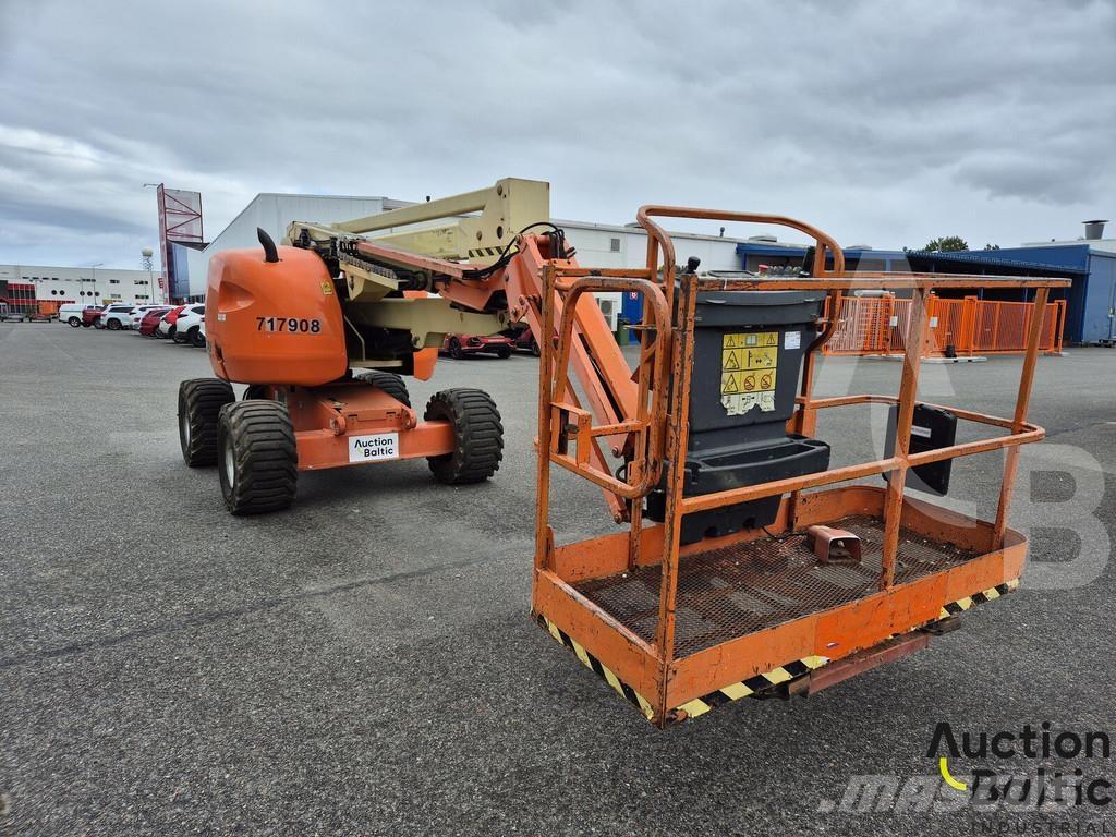 JLG 450 AJ II Karos emelők