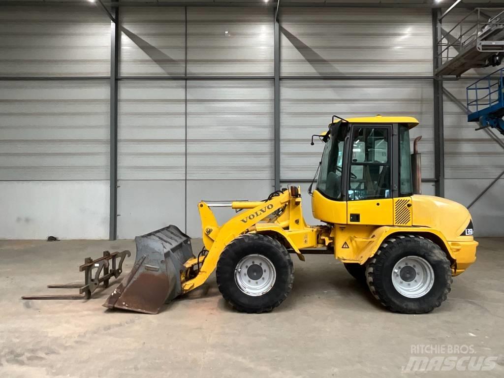 Volvo L 35 B-Z Gumikerekes homlokrakodók