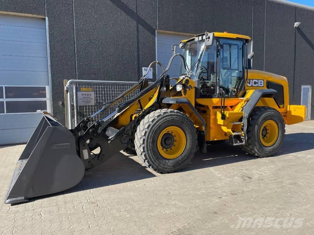 JCB 427 Gumikerekes homlokrakodók