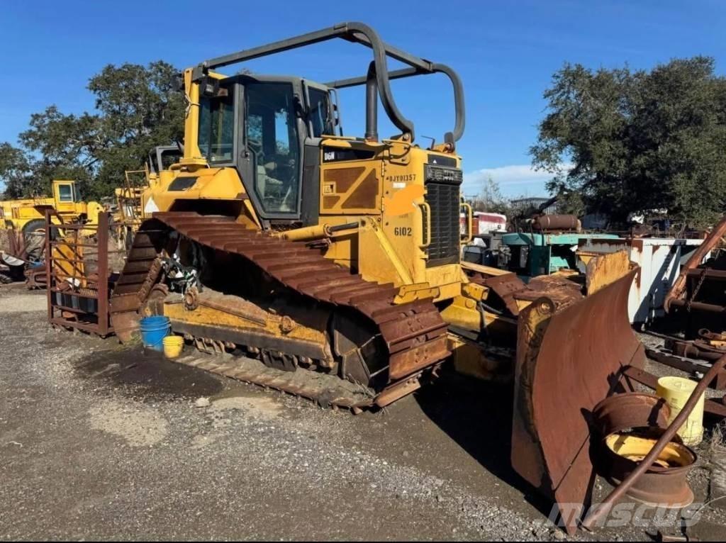 CAT D 6 M lánctalpas dózerek