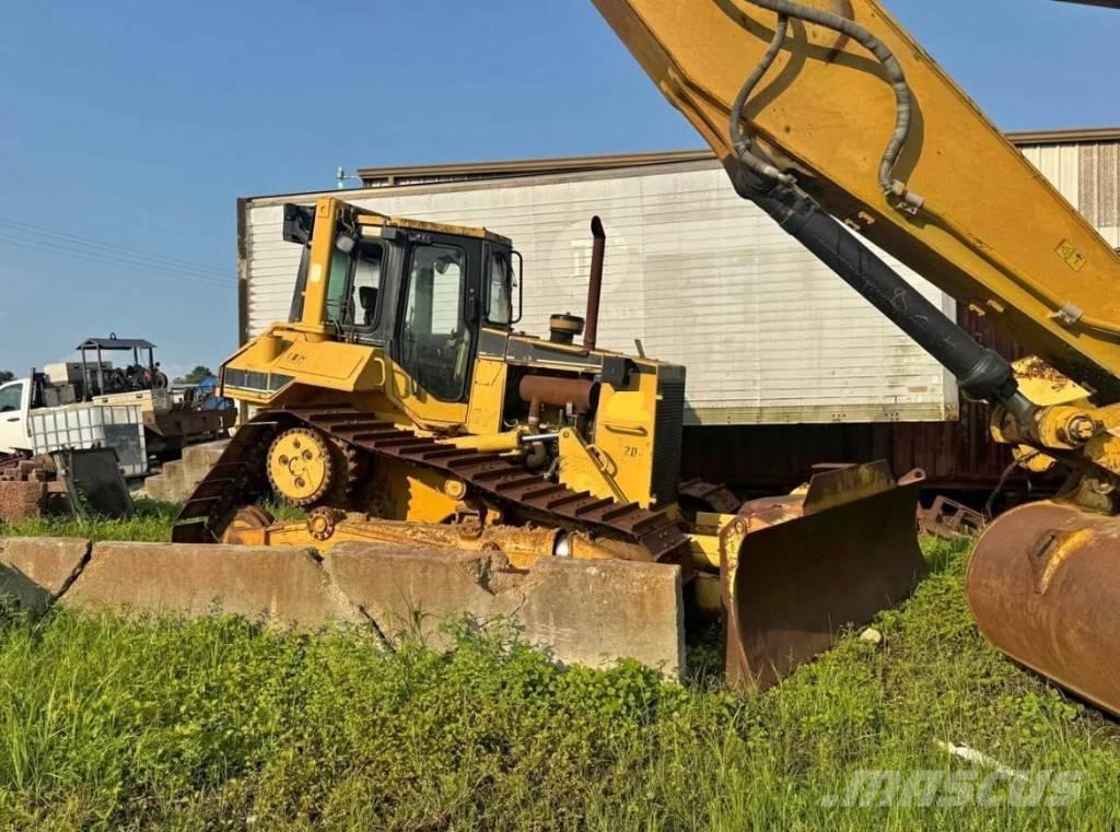 CAT D 6 M lánctalpas dózerek