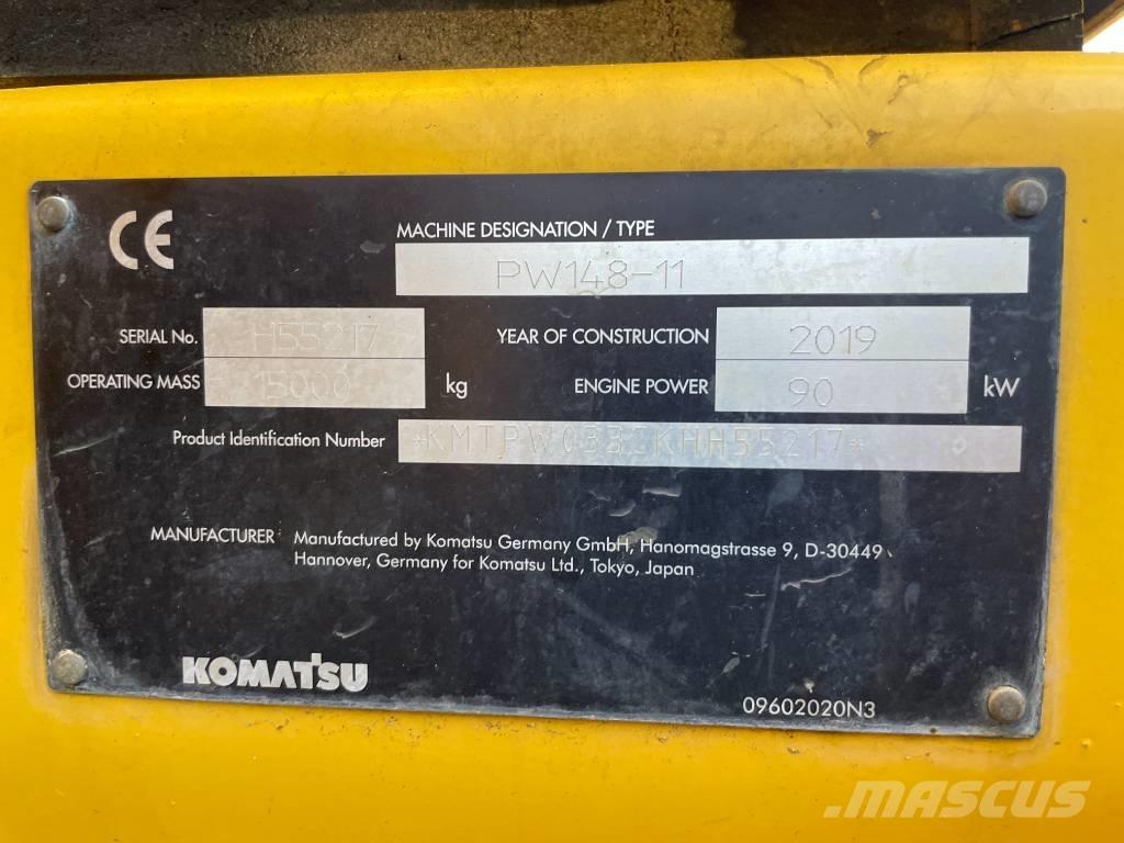 Komatsu PW 148-11 Gumikerekes kotrók