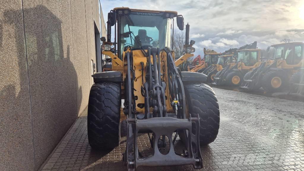 Volvo L 70 H Gumikerekes homlokrakodók