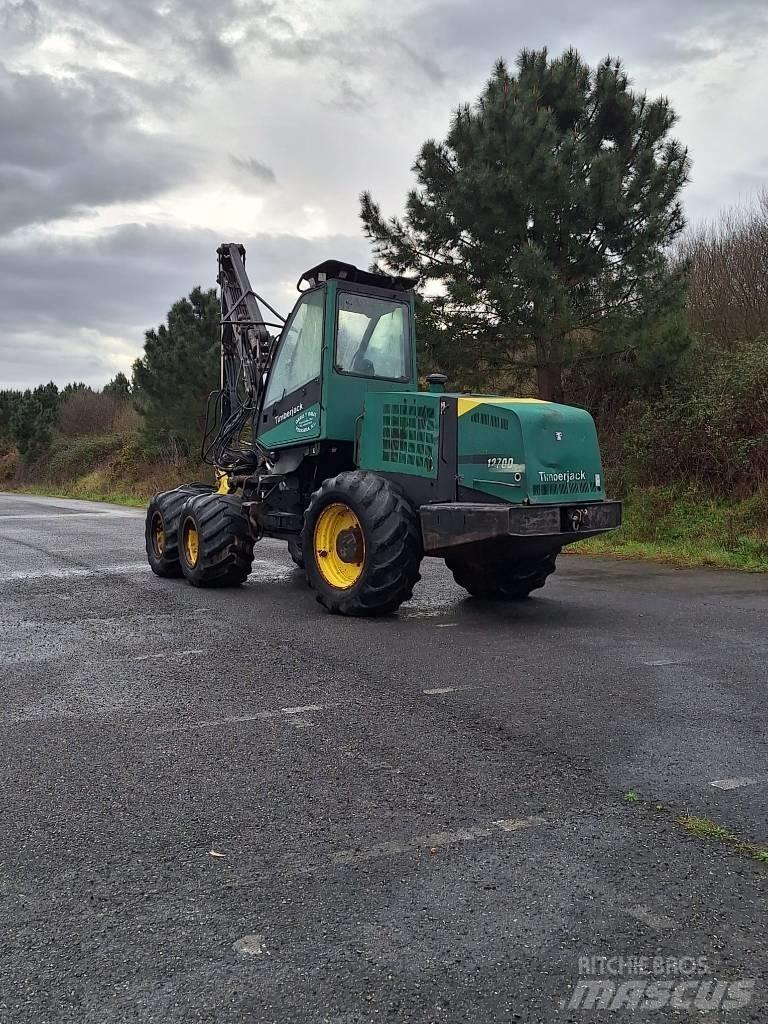 Timberjack 1270D Betakarítók