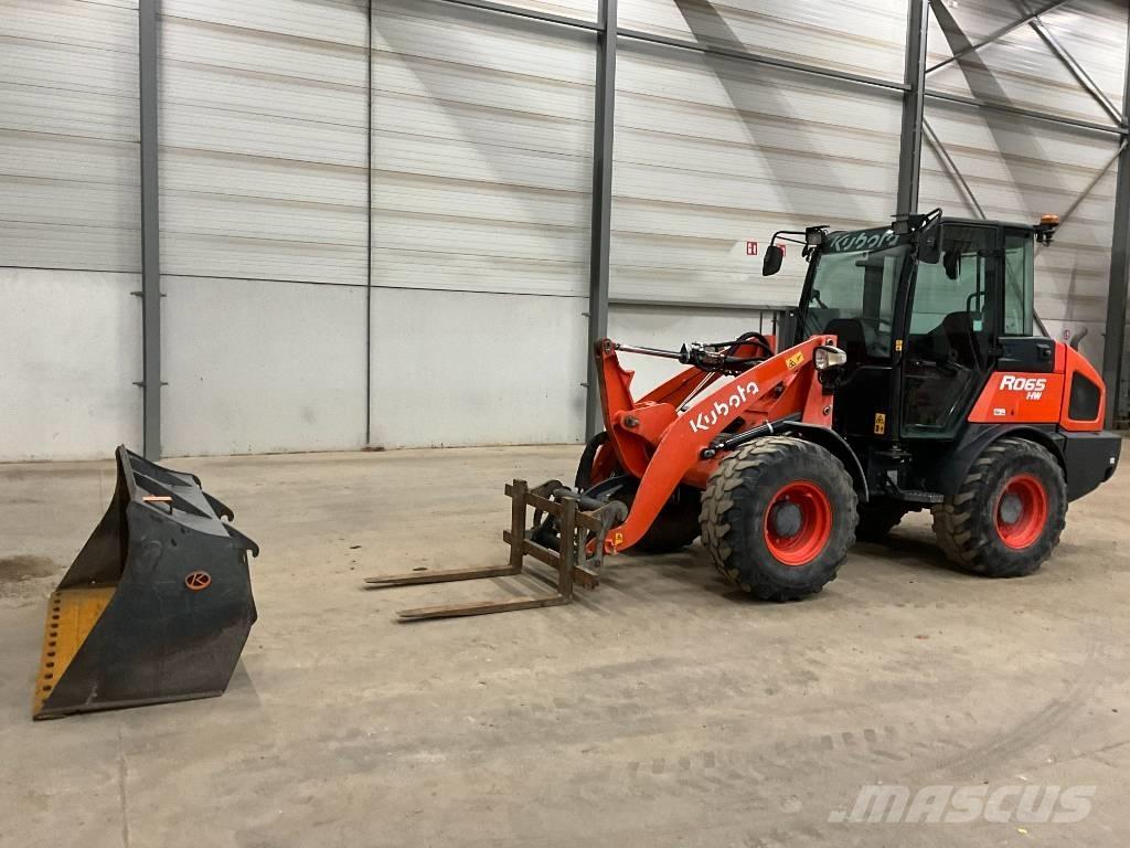 Kubota R 065 Gumikerekes homlokrakodók
