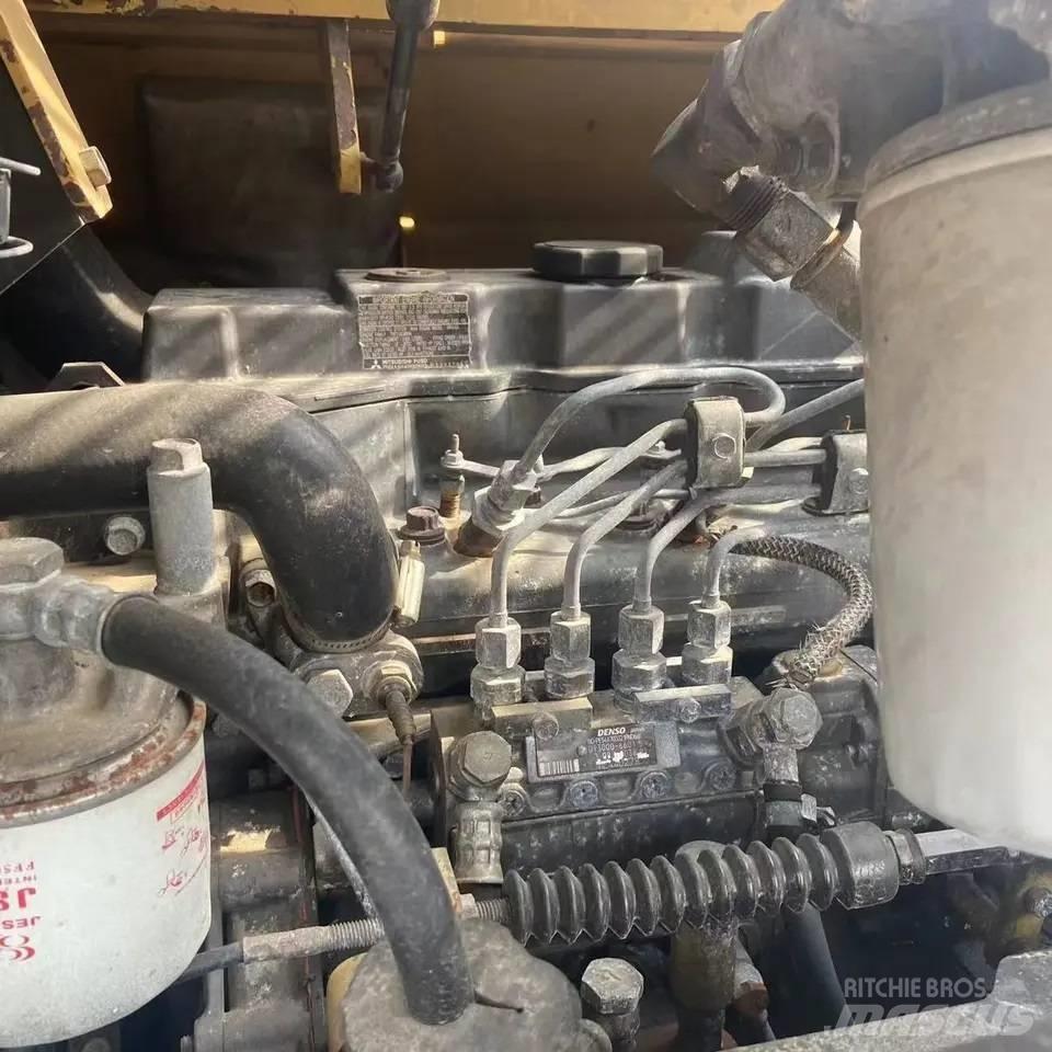 CAT 308C Lánctalpas kotrók